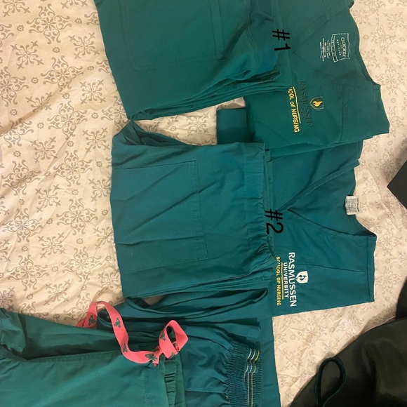 Rasmussen university nursing scrubs - Picture 2 of 3